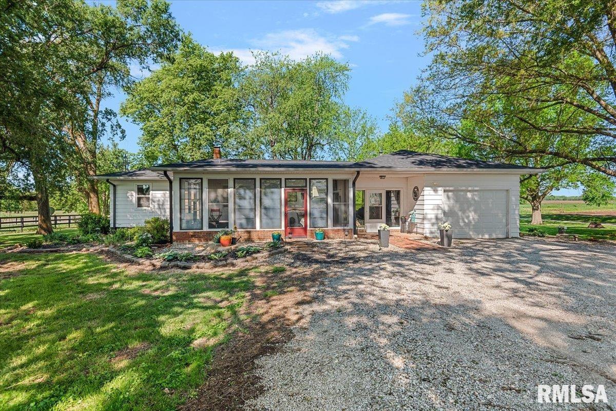 2522 County Road 625 East Rochester, IL 62563 - Photo 1 of 53 Gallery Image 1