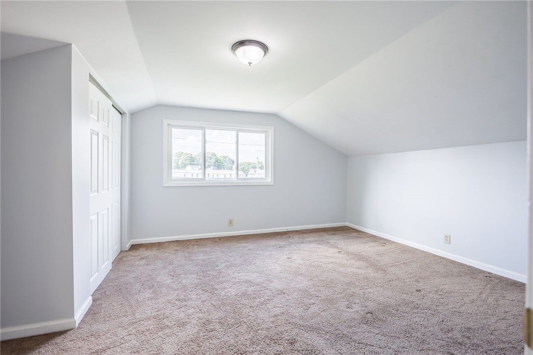 86 Grand Avenue Rochester, NY 14609 - Photo 18 of 37