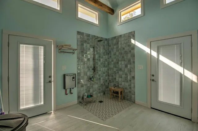 $425,000 | 227 Newcastle, Gordonville, TX 76245