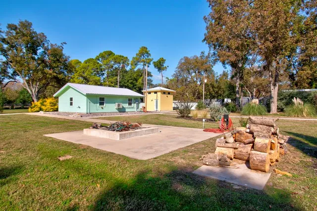 $425,000 | 227 Newcastle, Gordonville, TX 76245