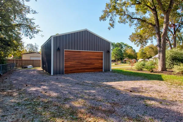 $410,000 | 227 Newcastle, Gordonville, TX 76245