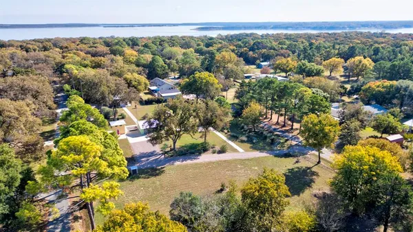 $410,000 | 227 Newcastle, Gordonville, TX 76245