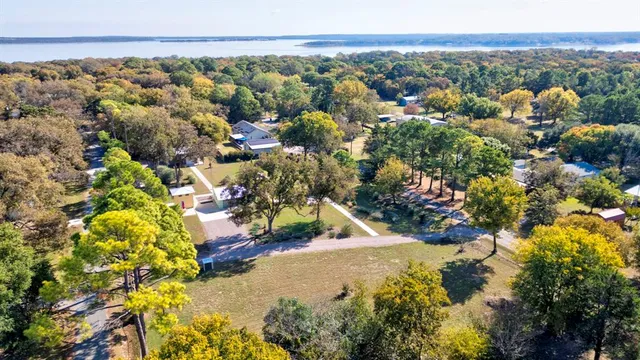 $425,000 | 227 Newcastle, Gordonville, TX 76245