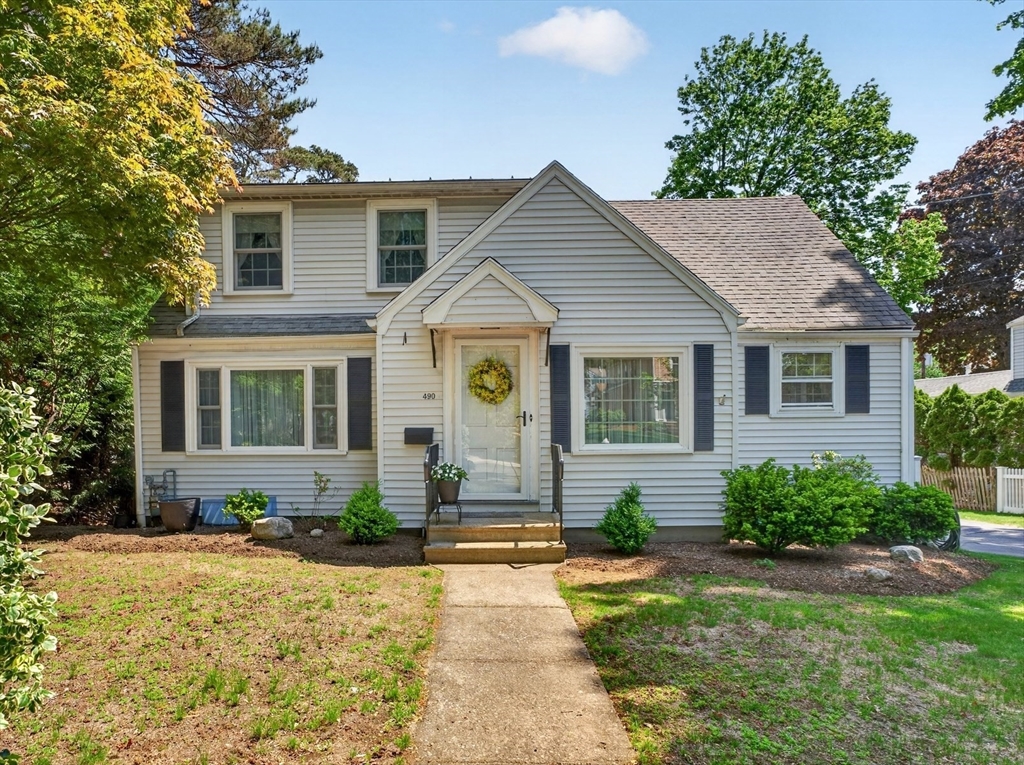 490 Webster Street Needham, MA 02494 - Photo 2 of 37