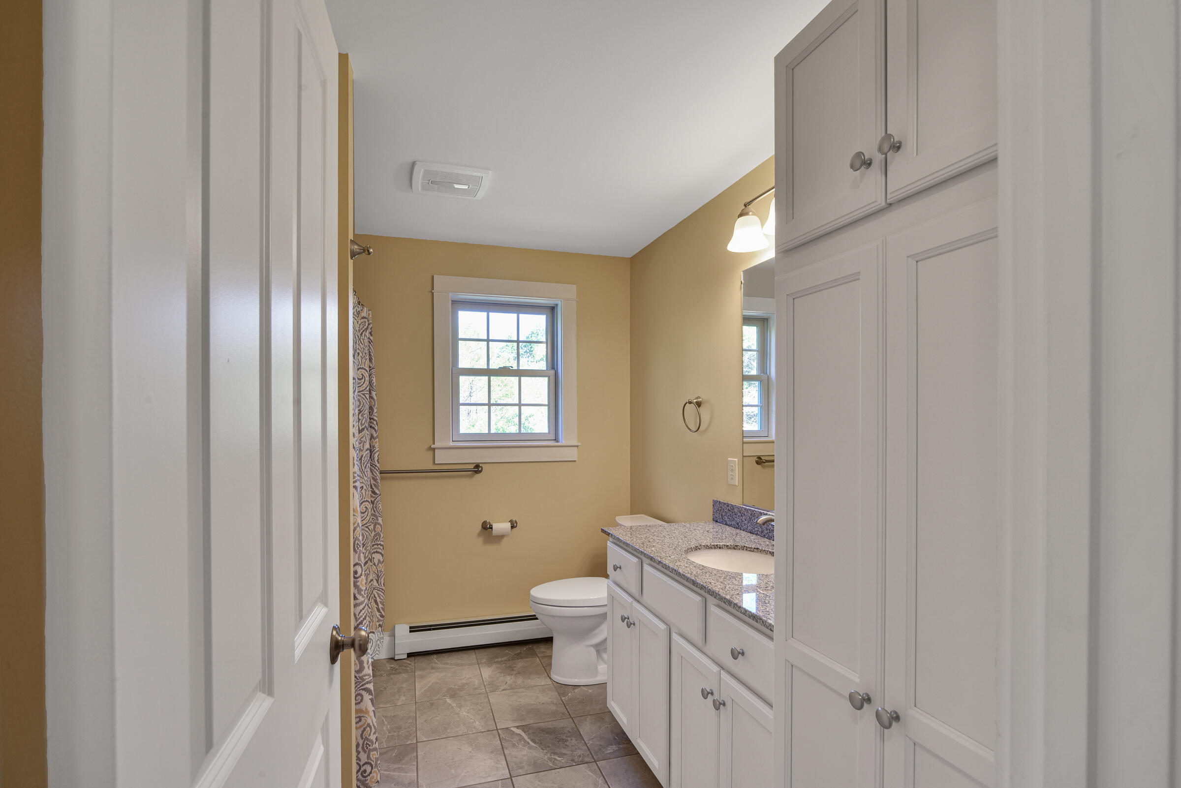 350 Middlesex Road Topsham, ME 04086 - Photo 31 of 45 Second Floor Full Bathroom