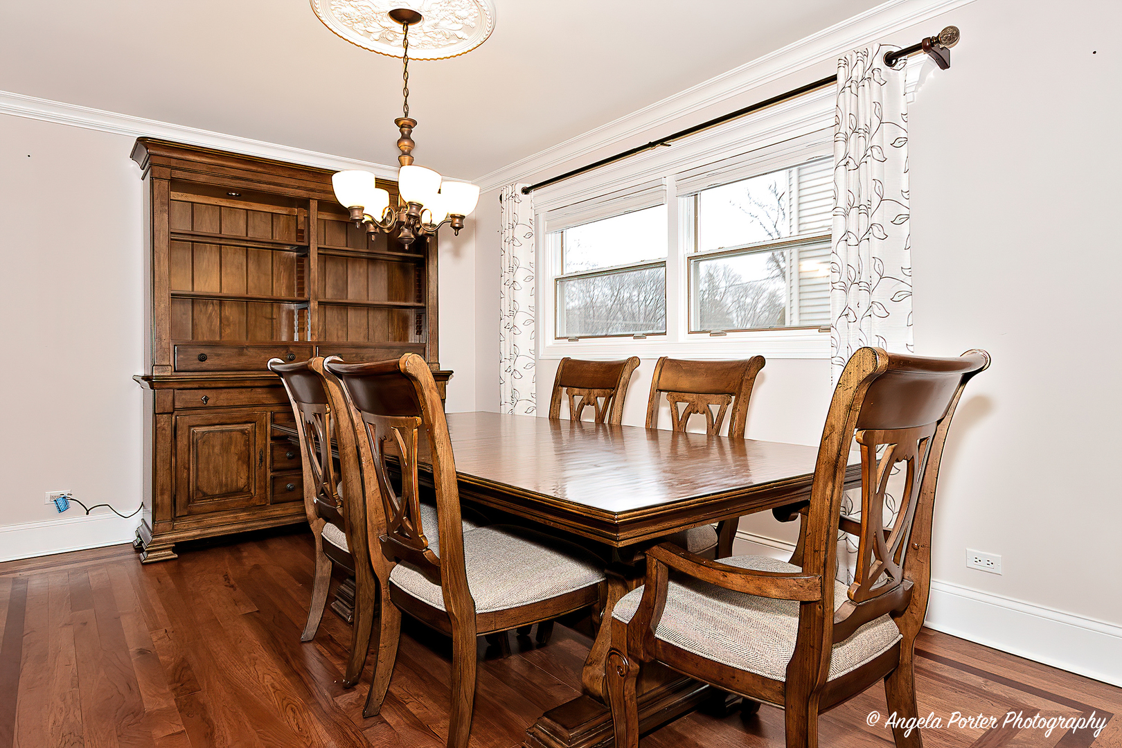 1715 Beech Road Mount Prospect, IL 60056 - Photo 8 of 38 Gallery Image 8