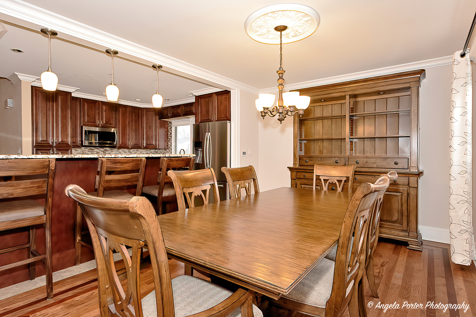 1715 Beech Road Mount Prospect, IL 60056 - Photo 9 of 38 Gallery Image 9