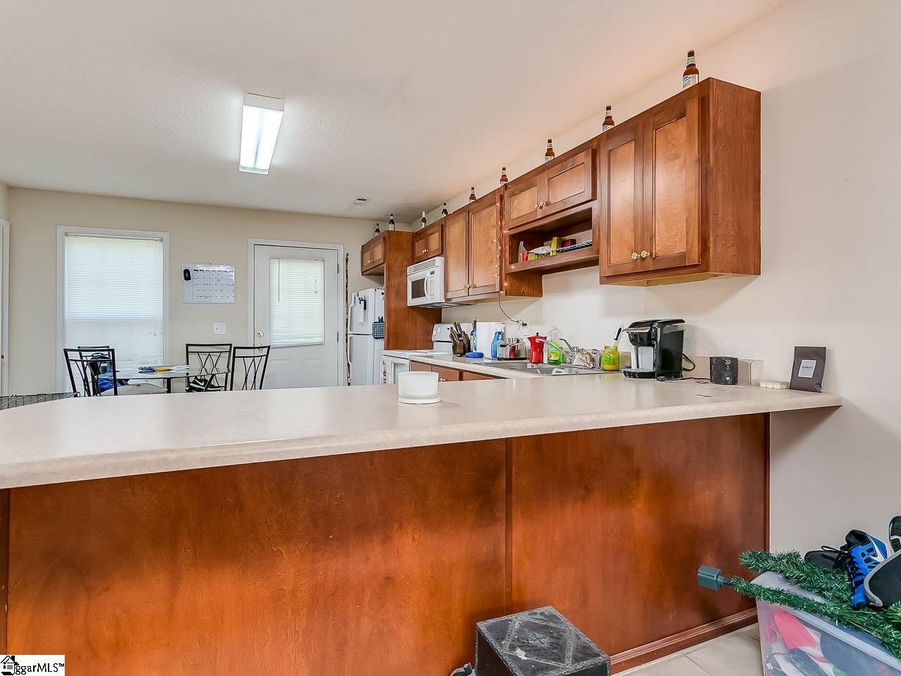 208 Springfield Circle Easley, SC 29642 - Photo 6 of 26 Gallery Image 6