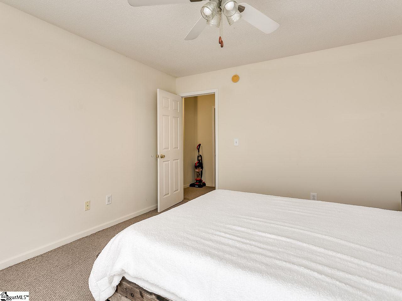 208 Springfield Circle Easley, SC 29642 - Photo 10 of 26 Gallery Image 10
