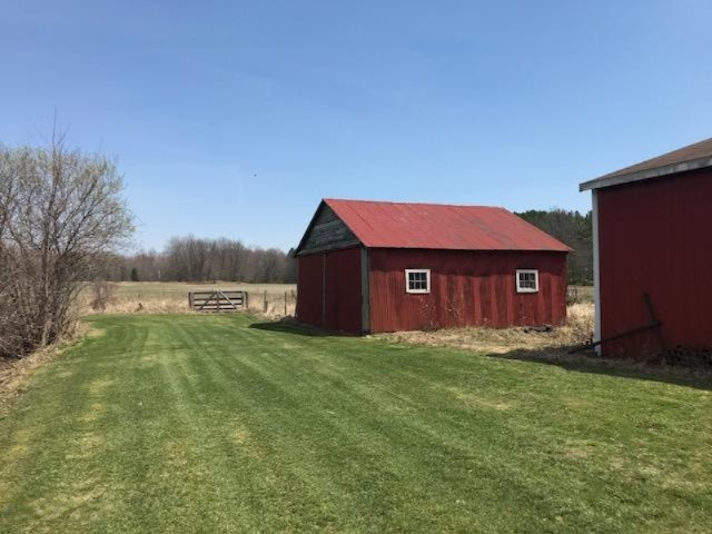 2810 Lorenson Road Muskegon, MI 49445 - Photo 11 of 21 IMG_5134
