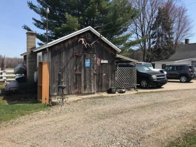 2810 Lorenson Road Muskegon, MI 49445 - Photo 12 of 21 download (4)
