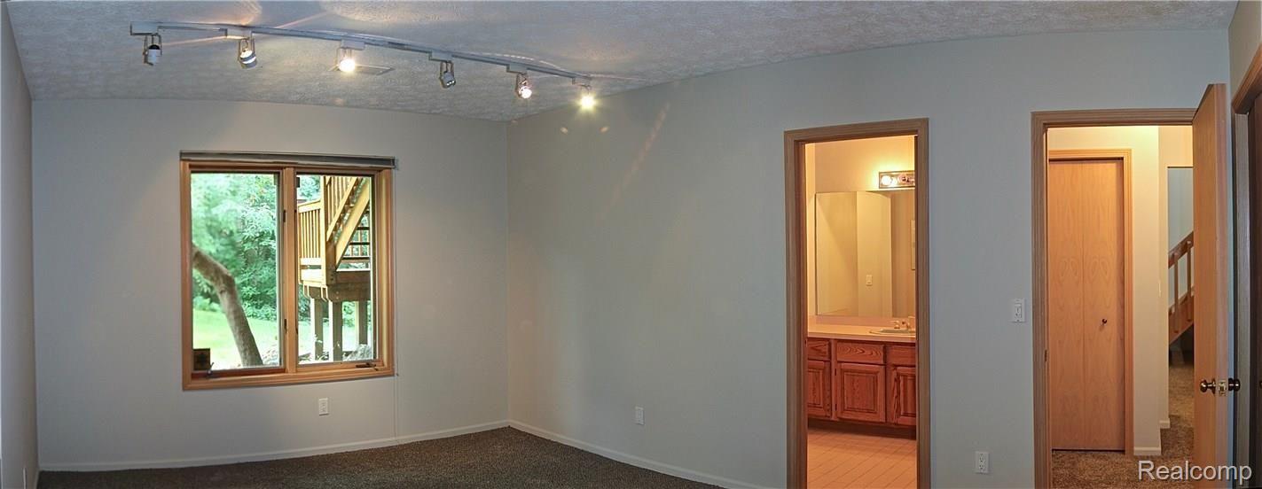 6693 Ridgeview Drive Clarkston, MI 48346 - Photo 27 of 37 3rd Bed actually a lower suite w/ private bath access