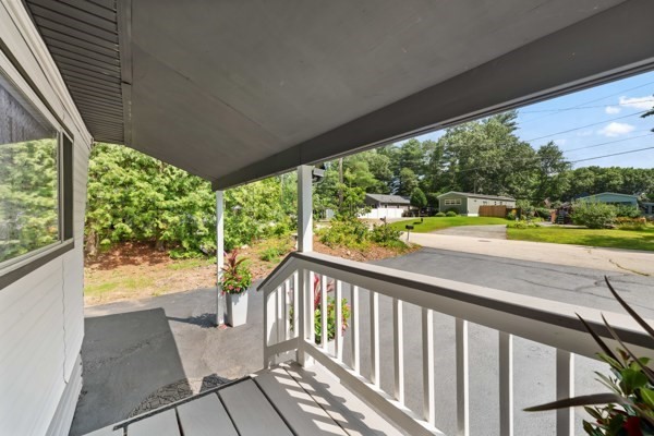 9 Humes Street Webster, MA 01570 - Photo 3 of 30