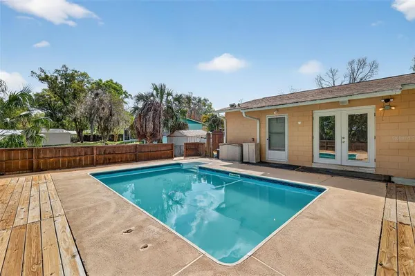 $244,850 | 405 Tropic Circle, Fruitland Park, FL 34731
