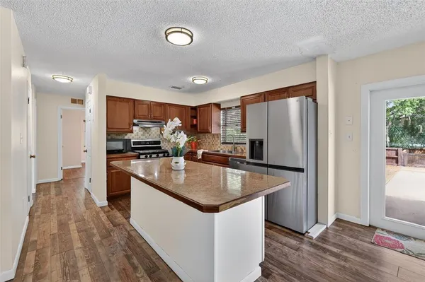 $244,850 | 405 Tropic Circle, Fruitland Park, FL 34731
