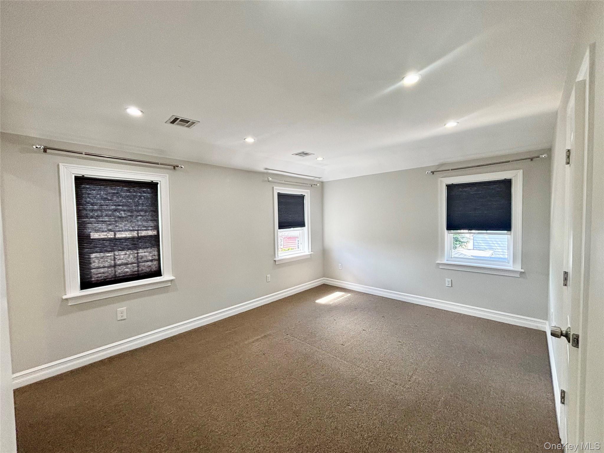 249-11 147th Road, Unit 2 Queens, NY 11422 - Photo 7 of 16