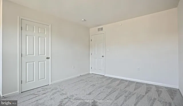 $349,200 | 7857 Oakbrook Drive, Harrisburg, PA 17112