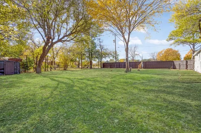 $384,000 | 450 Hickory Street, Lewisville, TX 75057