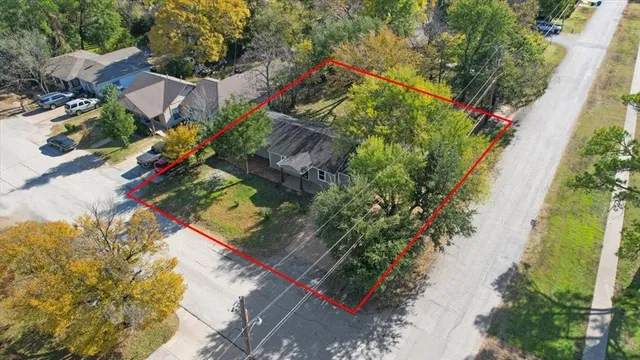 $384,000 | 450 Hickory Street, Lewisville, TX 75057