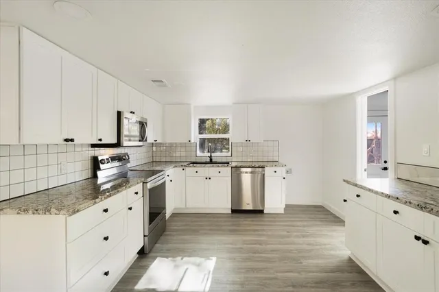 $384,000 | 450 Hickory Street, Lewisville, TX 75057