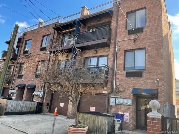 $485,000 | 175-24 89th Avenue, Unit C | Eastwood