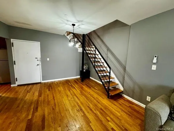 $485,000 | 175-24 89th Avenue, Unit C | Eastwood