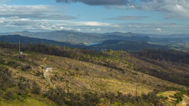 $2,500,000 | 775 Deer Park Road, St. Helena, CA 94574