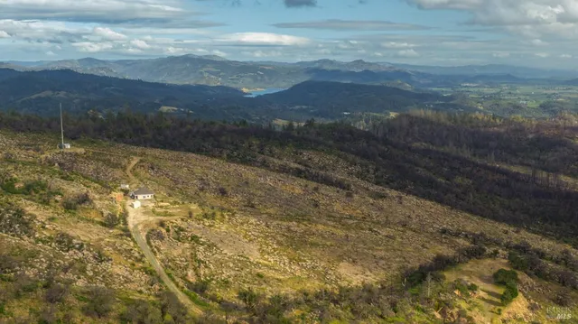 $2,500,000 | 775 Deer Park Road, St. Helena, CA 94574