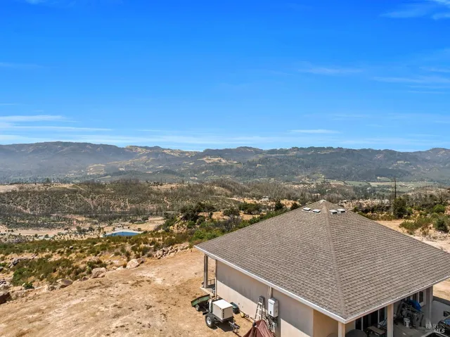 $2,500,000 | 775 Deer Park Road, St. Helena, CA 94574