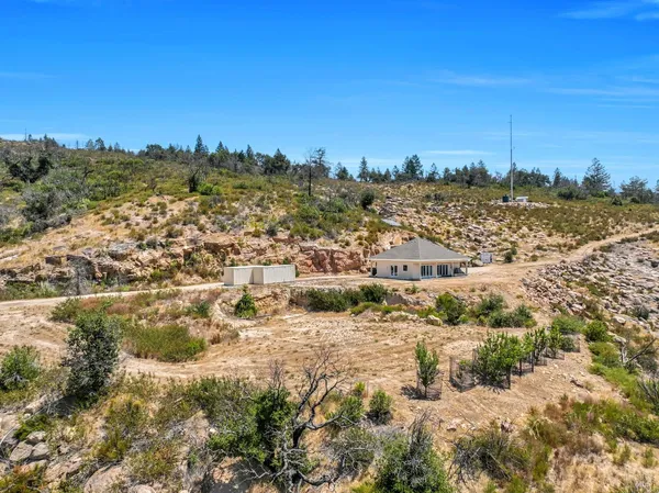$2,500,000 | 775 Deer Park Road, St. Helena, CA 94574