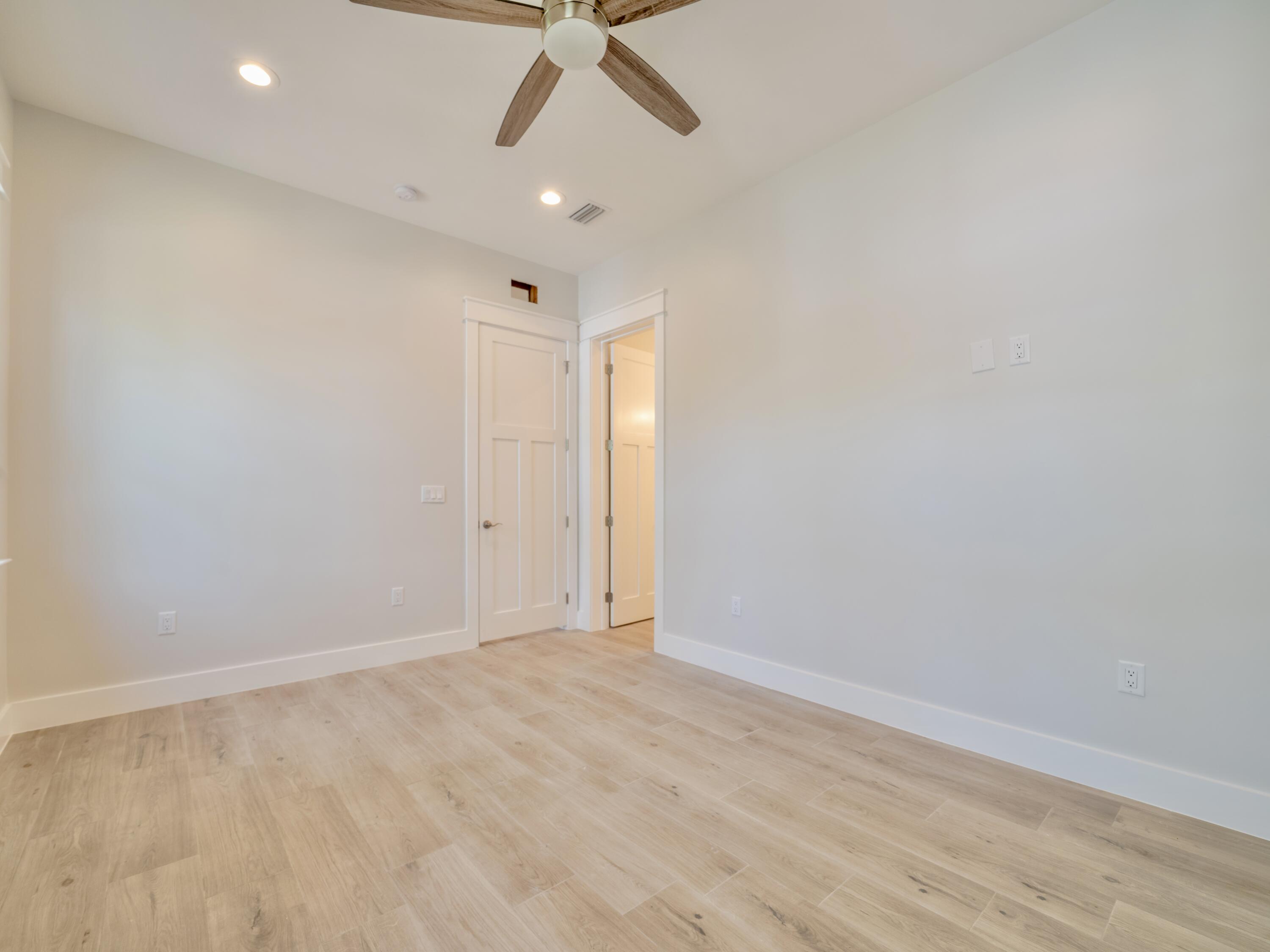 116 East Georgie Street Point Washington, FL 32459 - Photo 33 of 57 LVH_2025-167