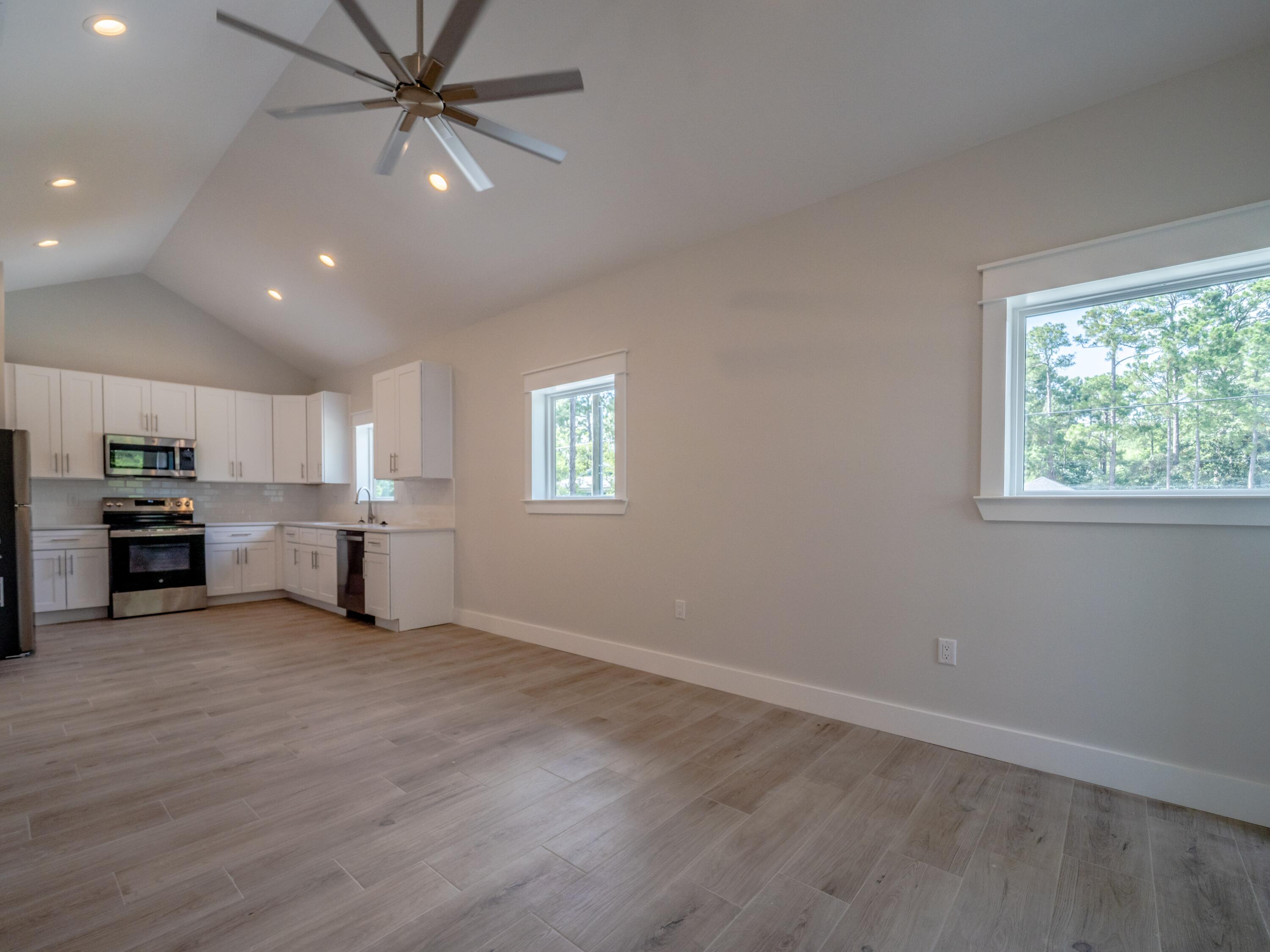 116 East Georgie Street Point Washington, FL 32459 - Photo 34 of 57 LVH_2025-97