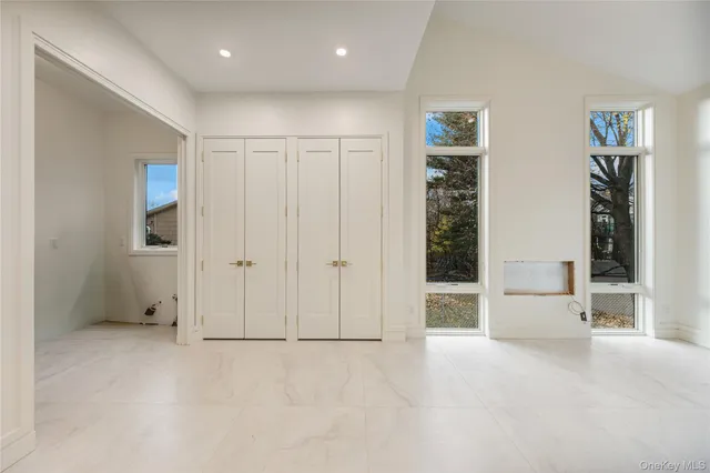 $1,999,000 | 12 Buckman Place, Unit 101, Monsey, NY 10952