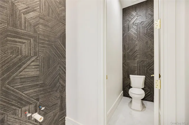 $1,999,000 | 12 Buckman Place, Unit 101, Monsey, NY 10952