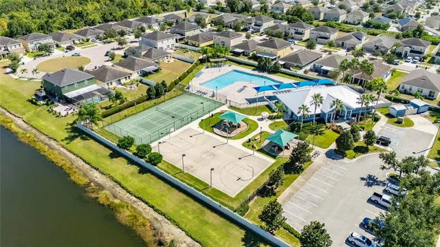 $2,000 | 12107 Barnsley Reserve Place, Gibsonton, FL 33534