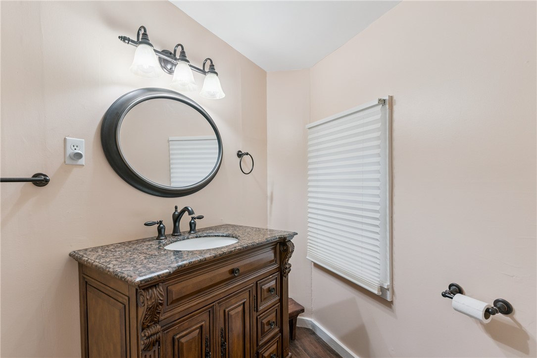 204 Anguilla Avenue St. Simons Island, GA 31522 - Photo 27 of 35 Bedroom 4 ensuite Bath