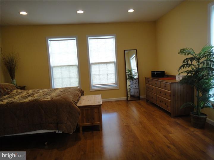2735 Willits Road Philadelphia, PA 19114 - Photo 9 of 19 Gallery Image 9