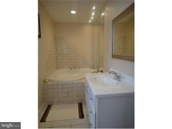 2735 Willits Road Philadelphia, PA 19114 - Photo 10 of 19 Gallery Image 10