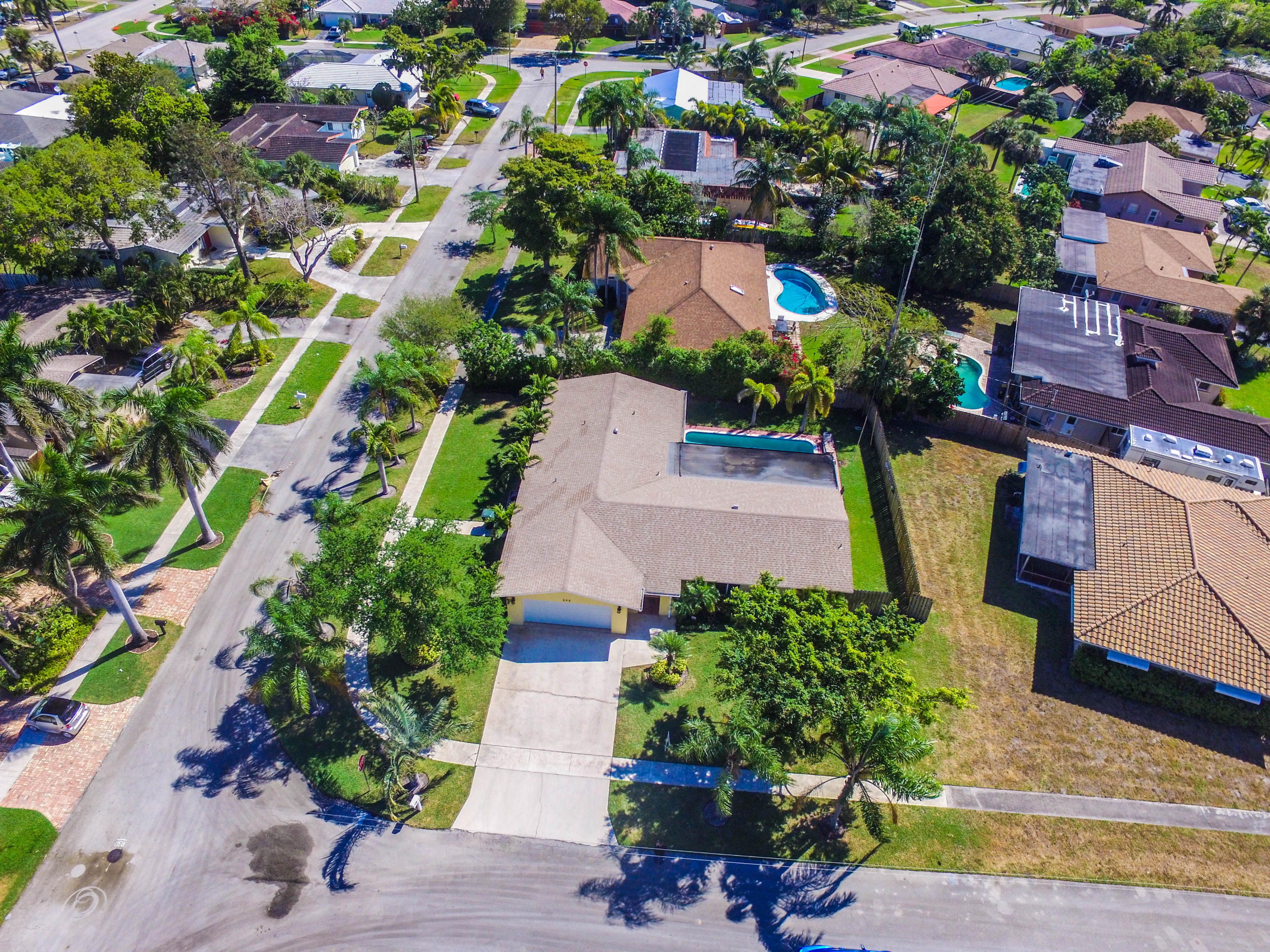 598 Northwest 13th Drive Boca Raton, FL 33486 - Photo 3 of 27 DJI_0005