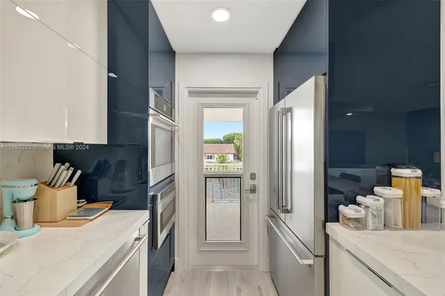 $450,000 | 2866 Northeast 30th Street, Unit 19, Fort Lauderdale, FL 33306