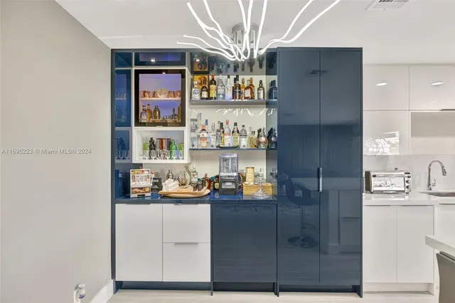 $450,000 | 2866 Northeast 30th Street, Unit 19, Fort Lauderdale, FL 33306