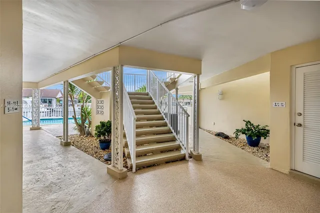 $450,000 | 2866 Northeast 30th Street, Unit 19, Fort Lauderdale, FL 33306