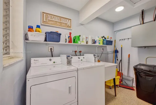 $450,000 | 2866 Northeast 30th Street, Unit 19, Fort Lauderdale, FL 33306