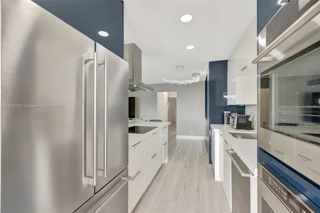 $450,000 | 2866 Northeast 30th Street, Unit 19, Fort Lauderdale, FL 33306