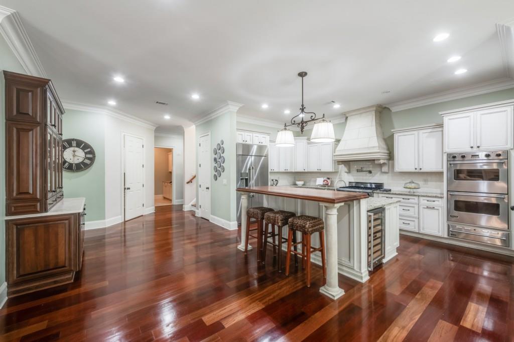 3282 Pinestream Road Northwest Atlanta, GA 30327 - Photo 12 of 54