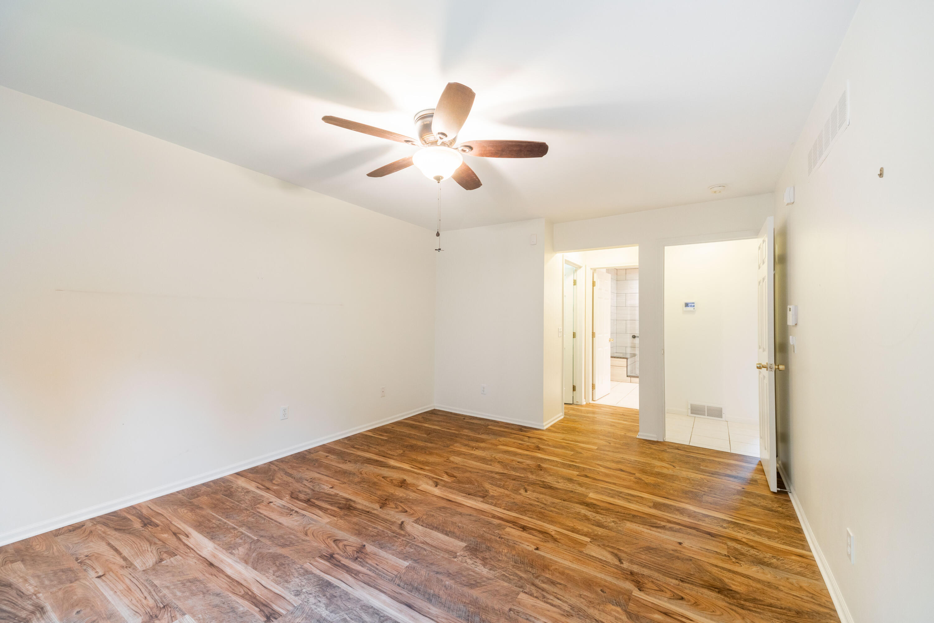 22450 Timber Ridge Court Woodhaven, MI 48183 - Photo 15 of 35 22450 Timber Ridge, Woodhaven (15 of 35)