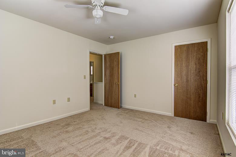315 West Constitution Avenue Spring Grove, PA 17362 - Photo 23 of 29 Gallery Image 23