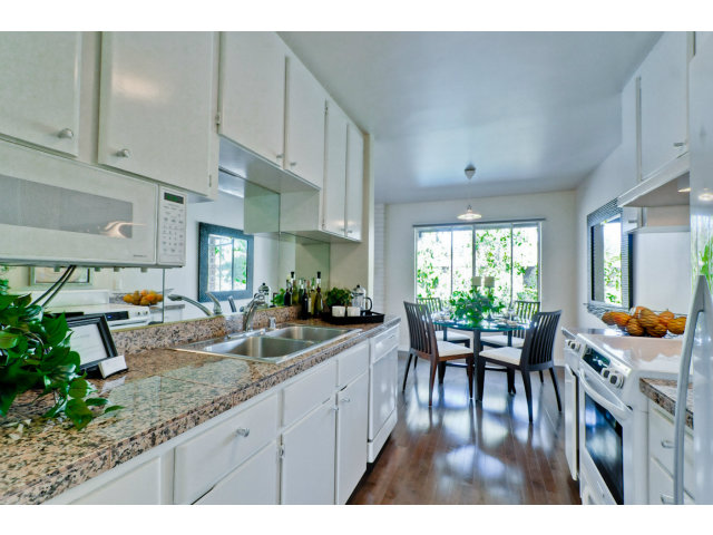 100 East Middlefield Road, Unit 6H Mountain View, CA 94043 - Photo 13 of 25 Gallery Image 13