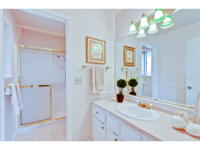 100 East Middlefield Road, Unit 6H Mountain View, CA 94043 - Photo 18 of 25 Gallery Image 18