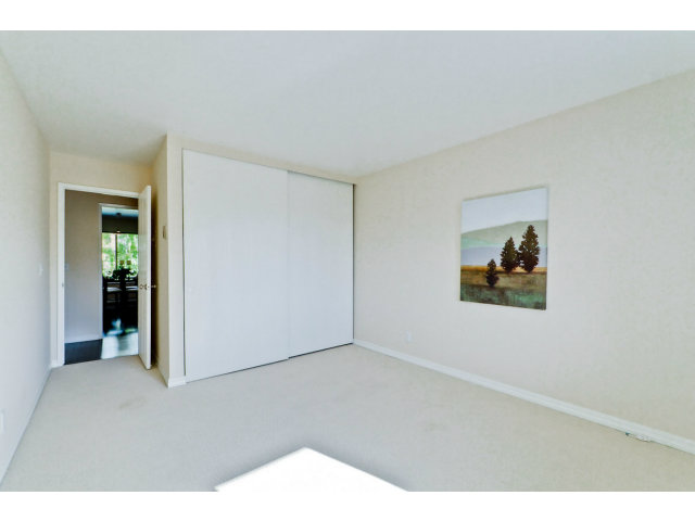 100 East Middlefield Road, Unit 6H Mountain View, CA 94043 - Photo 21 of 25 Gallery Image 21